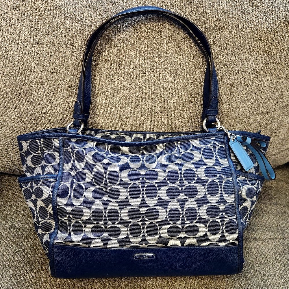 Coach Signature Canvas Navy Denim Tote Bag No. F32622